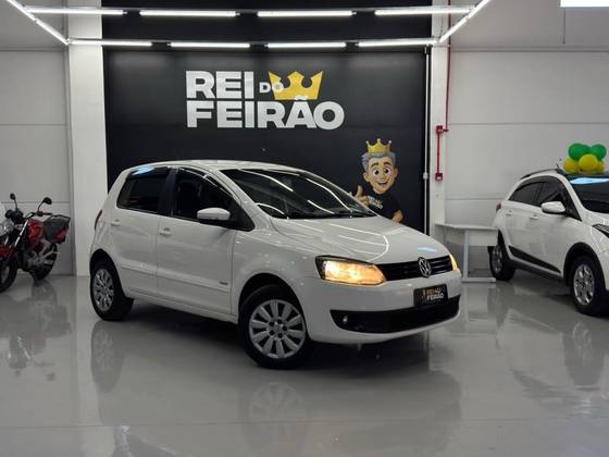 VOLKSWAGEN FOX 1.0 MI SILVERFOX 8V FLEX 4P MANUAL VOLKSWAGEN FOX 1.0 MI SILVERFOX 8V FLEX 4P MANUAL